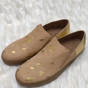 NWT Free People fur and gold slip ons